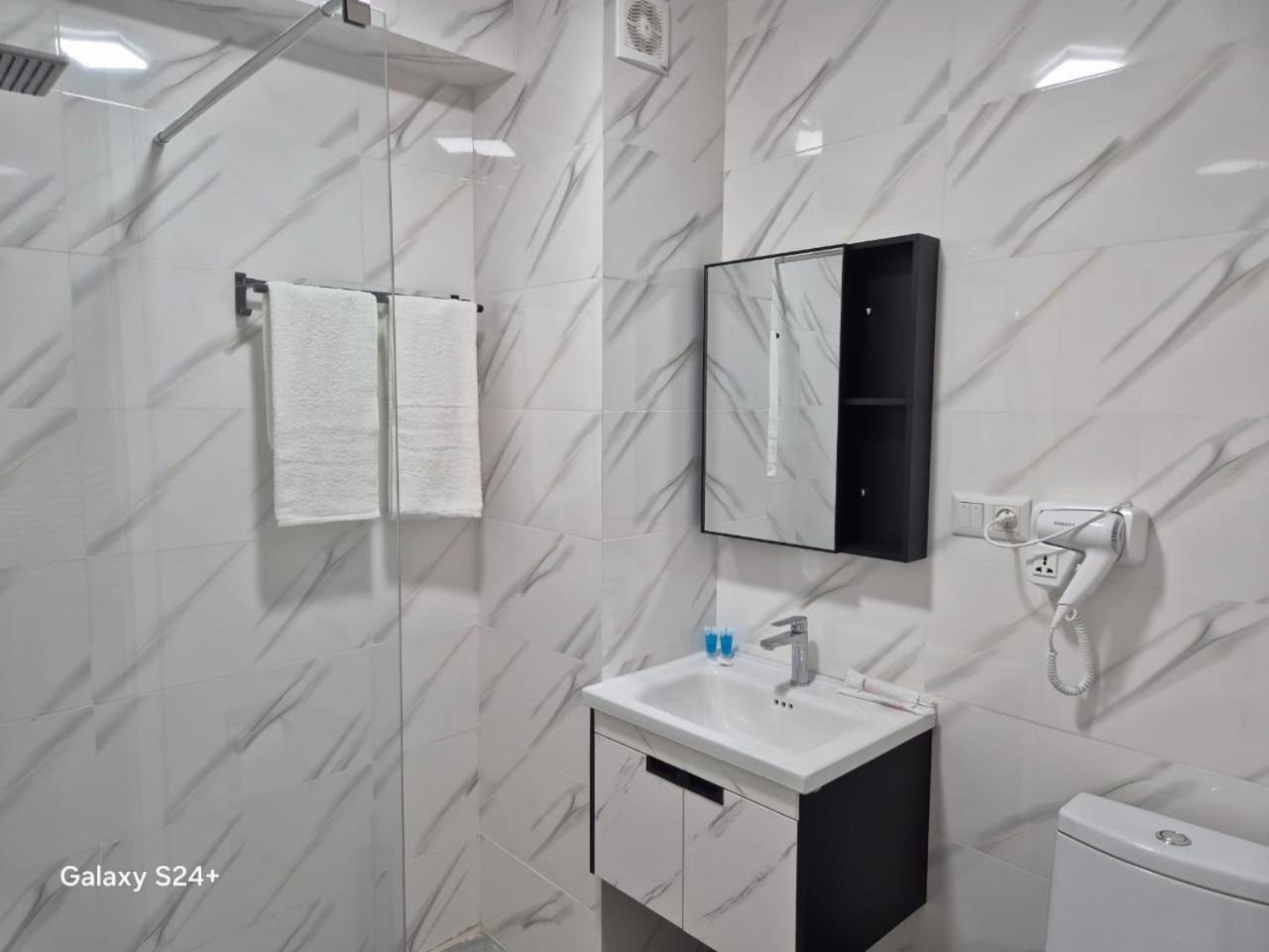 Hotel Asa Тбилиси Екстериор снимка