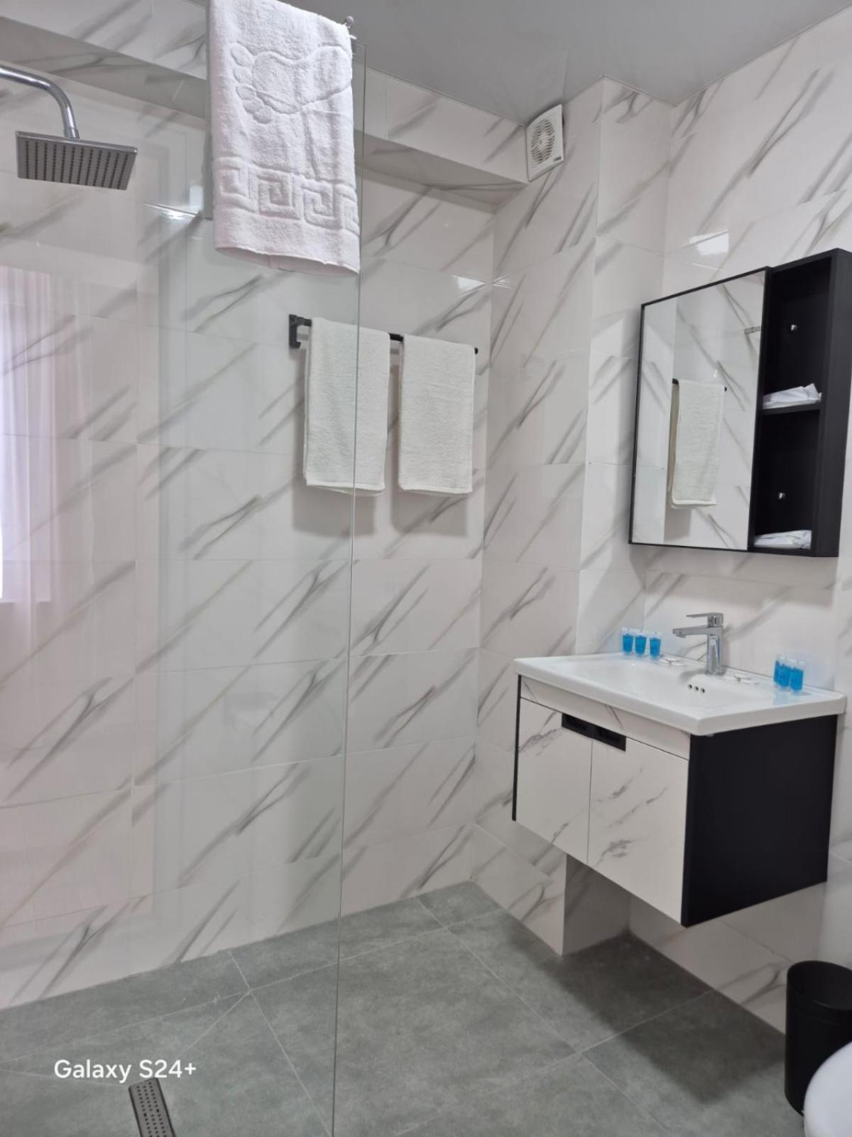 Hotel Asa Тбилиси Екстериор снимка