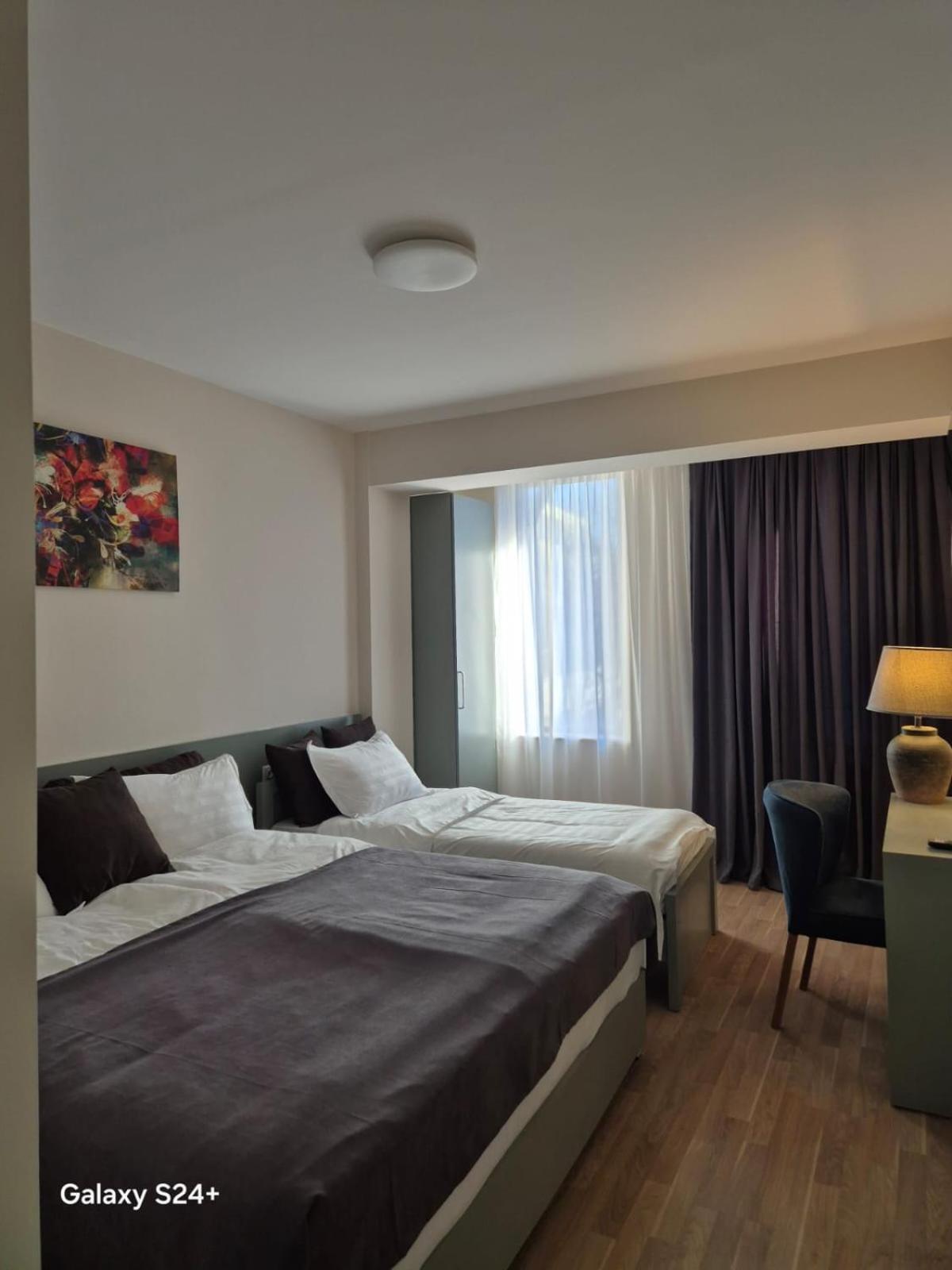 Hotel Asa Тбилиси Екстериор снимка
