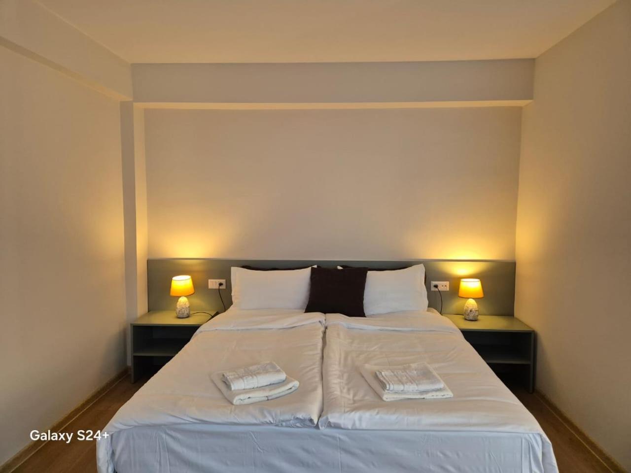 Hotel Asa Тбилиси Екстериор снимка